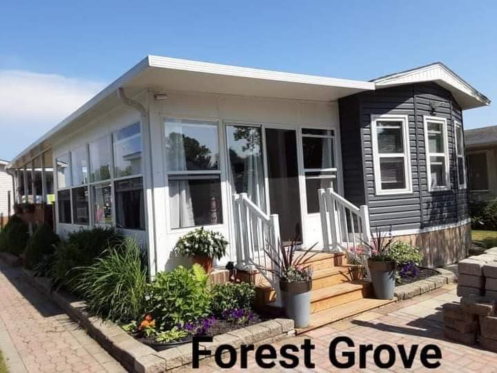 114 Forest Grove